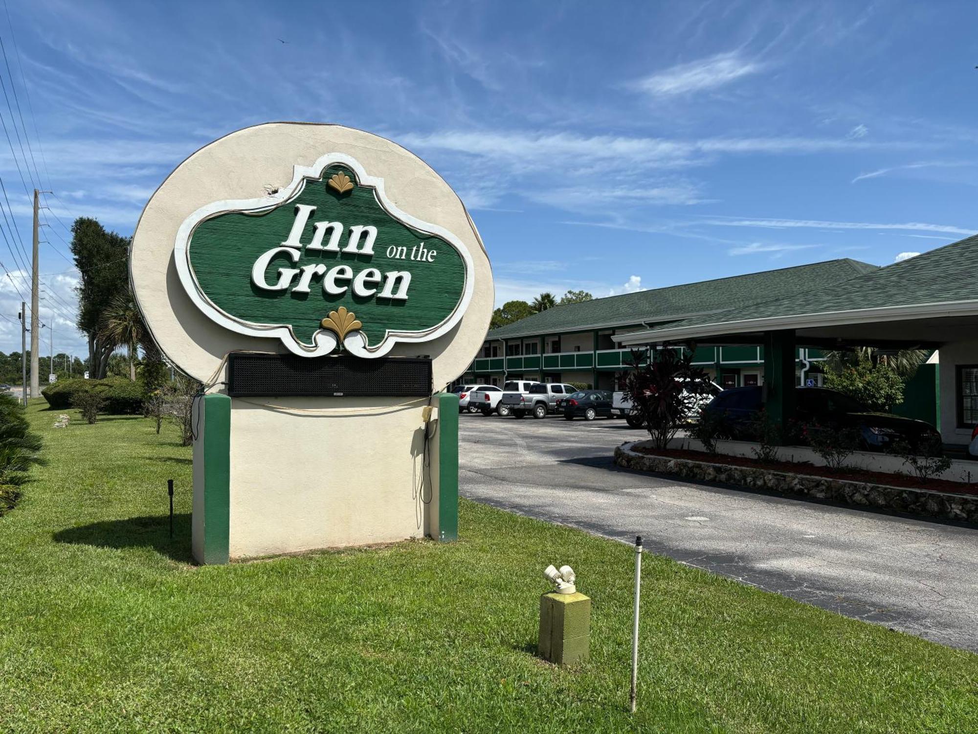 Inn On The Green Florida Tavares Exterior photo