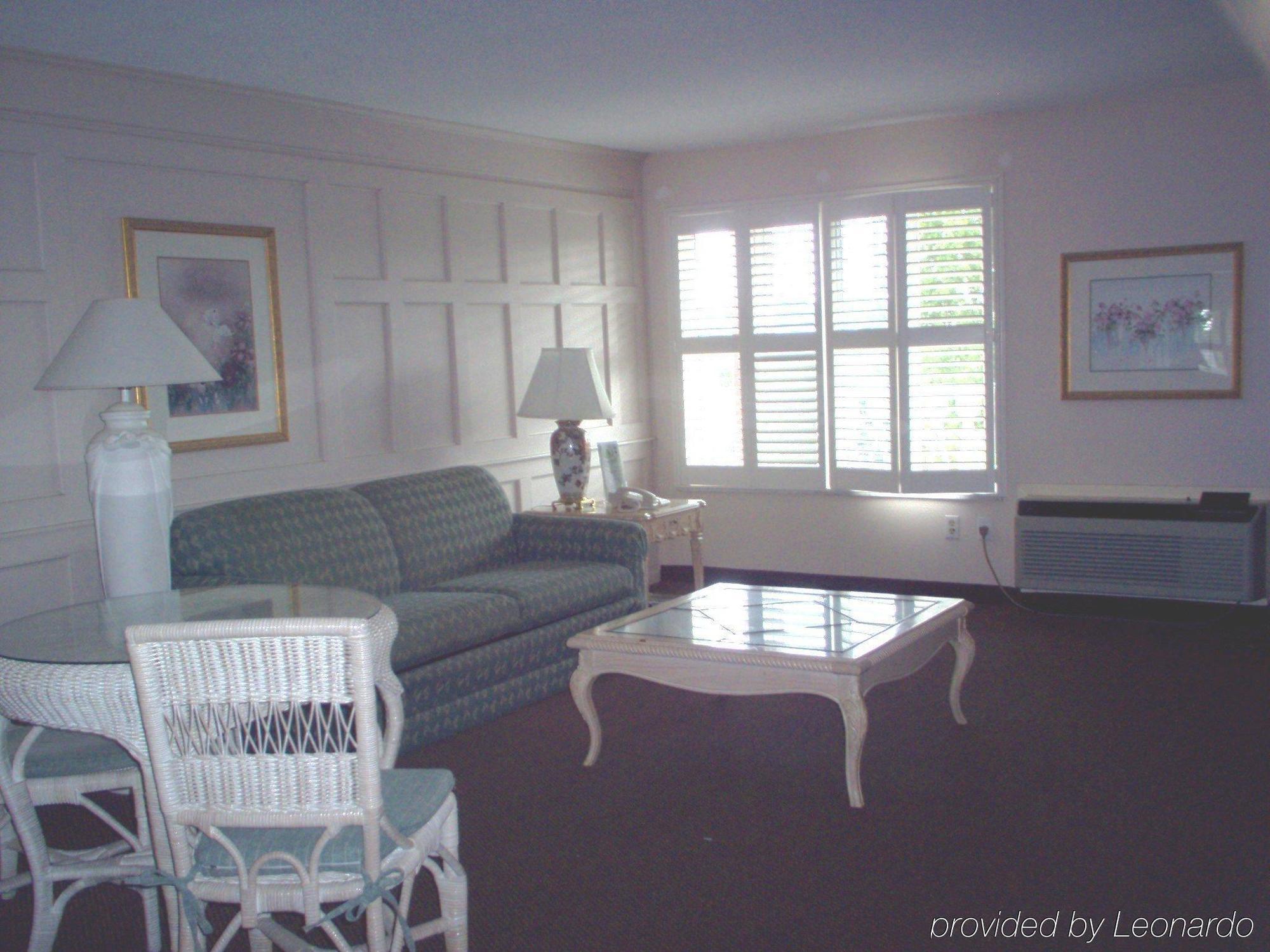 Inn On The Green Florida Tavares Room photo